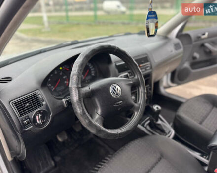 Серый Фольксваген Гольф, объемом двигателя 1.6 л и пробегом 280 тыс. км за 3799 $, фото 17 на Automoto.ua