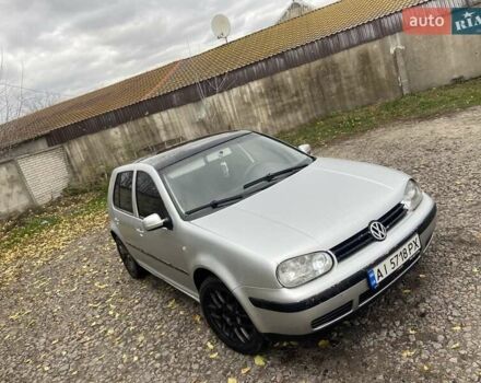 Серый Фольксваген Гольф, объемом двигателя 1.6 л и пробегом 300 тыс. км за 3350 $, фото 1 на Automoto.ua