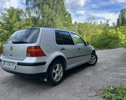 Серый Фольксваген Гольф, объемом двигателя 1.4 л и пробегом 400 тыс. км за 3750 $, фото 2 на Automoto.ua