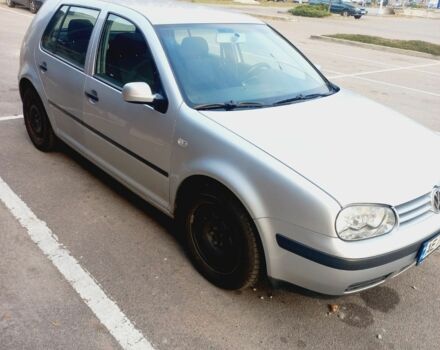 Серый Фольксваген Гольф, объемом двигателя 1.6 л и пробегом 225 тыс. км за 3800 $, фото 1 на Automoto.ua