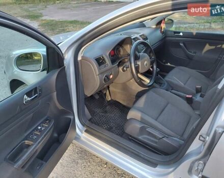 Сірий Фольксваген Гольф, об'ємом двигуна 1.4 л та пробігом 210 тис. км за 5200 $, фото 1 на Automoto.ua