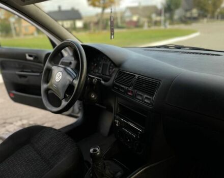 Серый Фольксваген Гольф, объемом двигателя 1.9 л и пробегом 337 тыс. км за 1750 $, фото 16 на Automoto.ua