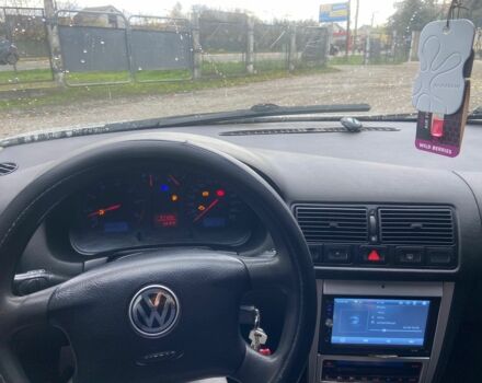 Серый Фольксваген Гольф, объемом двигателя 1.6 л и пробегом 300 тыс. км за 3350 $, фото 7 на Automoto.ua