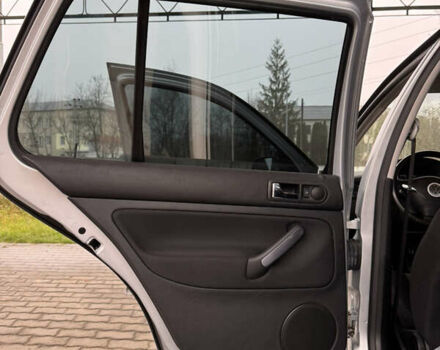 Серый Фольксваген Гольф, объемом двигателя 1.6 л и пробегом 170 тыс. км за 5200 $, фото 5 на Automoto.ua