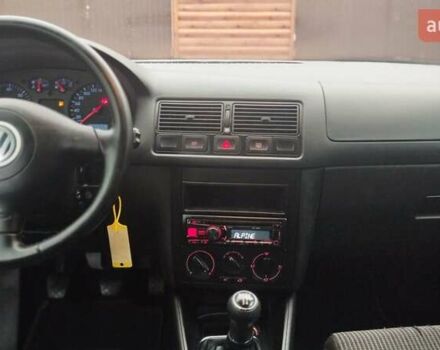 Серый Фольксваген Гольф, объемом двигателя 1.6 л и пробегом 182 тыс. км за 4850 $, фото 40 на Automoto.ua