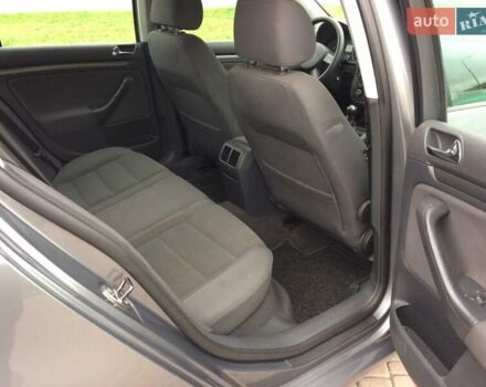 Фольксваген Гольф 2004 у Немирове на Automoto.ua Сірий Фольксваген Гольф, об'ємом двигуна 1.39 л та пробігом 186 тис. км за 5000 $, фото 16 на Automoto.ua