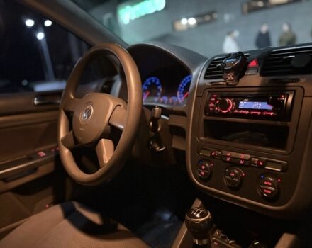 Серый Фольксваген Гольф, объемом двигателя 1.6 л и пробегом 202 тыс. км за 5100 $, фото 14 на Automoto.ua