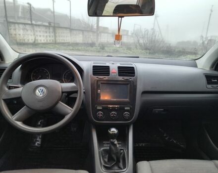 Серый Фольксваген Гольф, объемом двигателя 1.4 л и пробегом 253 тыс. км за 4900 $, фото 6 на Automoto.ua