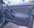 Сірий Фольксваген Гольф, об'ємом двигуна 1.39 л та пробігом 274 тис. км за 4000 $, фото 19 на Automoto.ua