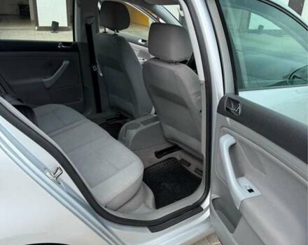 Сірий Фольксваген Гольф, об'ємом двигуна 1.6 л та пробігом 198 тис. км за 6000 $, фото 8 на Automoto.ua