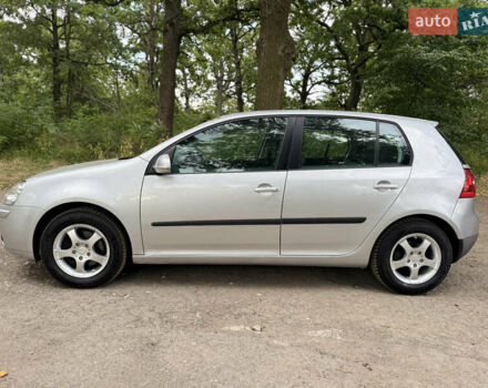 Сірий Фольксваген Гольф, об'ємом двигуна 1.4 л та пробігом 215 тис. км за 5350 $, фото 5 на Automoto.ua