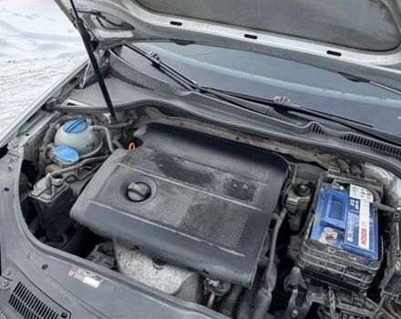 Сірий Фольксваген Гольф, об'ємом двигуна 1.4 л та пробігом 280 тис. км за 4600 $, фото 6 на Automoto.ua