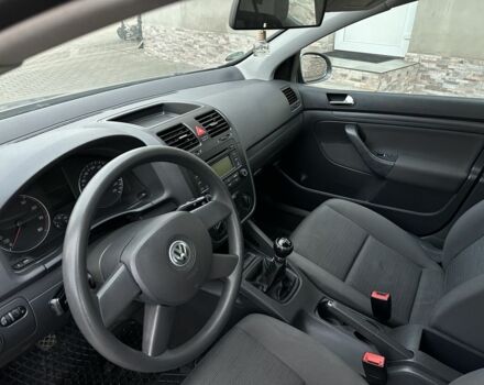 Серый Фольксваген Гольф, объемом двигателя 1.4 л и пробегом 270 тыс. км за 4400 $, фото 3 на Automoto.ua