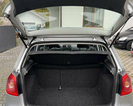 Серый Фольксваген Гольф, объемом двигателя 1.6 л и пробегом 259 тыс. км за 5400 $, фото 20 на Automoto.ua