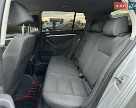 Серый Фольксваген Гольф, объемом двигателя 1.4 л и пробегом 298 тыс. км за 4500 $, фото 11 на Automoto.ua