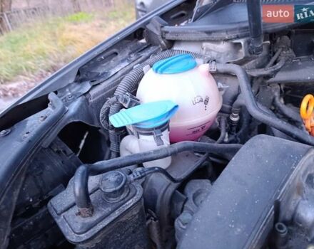 Сірий Фольксваген Гольф, об'ємом двигуна 1.39 л та пробігом 274 тис. км за 4000 $, фото 34 на Automoto.ua