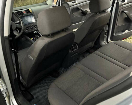 Серый Фольксваген Гольф, объемом двигателя 1.4 л и пробегом 245 тыс. км за 4900 $, фото 20 на Automoto.ua