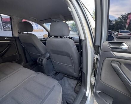 Сірий Фольксваген Гольф, об'ємом двигуна 1.6 л та пробігом 267 тис. км за 4800 $, фото 12 на Automoto.ua