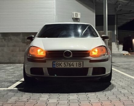 Серый Фольксваген Гольф, объемом двигателя 1.6 л и пробегом 202 тыс. км за 5100 $, фото 5 на Automoto.ua