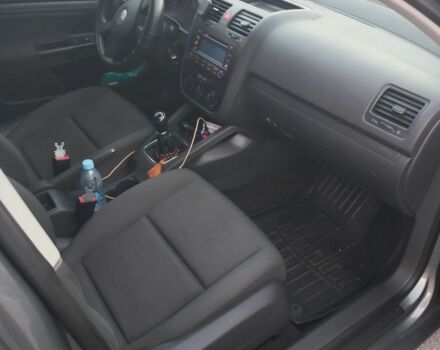 Сірий Фольксваген Гольф, об'ємом двигуна 1.4 л та пробігом 164 тис. км за 4800 $, фото 3 на Automoto.ua