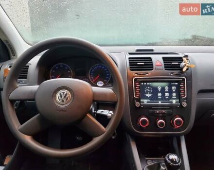 Фольксваген Гольф 2004 в Запорожье на Automoto.ua Серый Фольксваген Гольф, объемом двигателя 1.4 л и пробегом 194 тыс. км за 5600 $, фото 2 на Automoto.ua