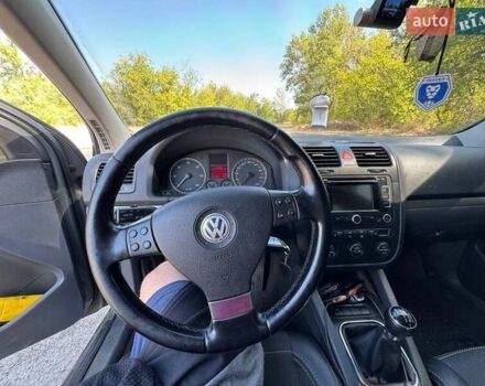 Серый Фольксваген Гольф, объемом двигателя 2 л и пробегом 280 тыс. км за 6500 $, фото 7 на Automoto.ua