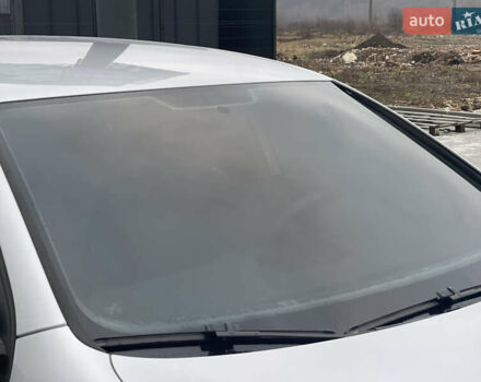 Серый Фольксваген Гольф, объемом двигателя 1.6 л и пробегом 225 тыс. км за 5400 $, фото 9 на Automoto.ua