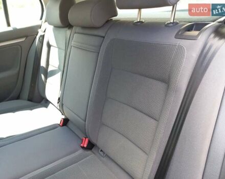 Серый Фольксваген Гольф, объемом двигателя 1.6 л и пробегом 203 тыс. км за 5200 $, фото 10 на Automoto.ua