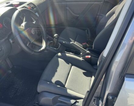 Серый Фольксваген Гольф, объемом двигателя 1.4 л и пробегом 280 тыс. км за 4200 $, фото 18 на Automoto.ua