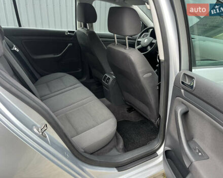 Серый Фольксваген Гольф, объемом двигателя 1.6 л и пробегом 259 тыс. км за 5400 $, фото 21 на Automoto.ua