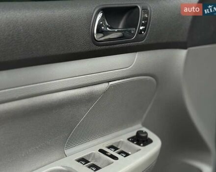 Серый Фольксваген Гольф, объемом двигателя 1.9 л и пробегом 380 тыс. км за 6199 $, фото 18 на Automoto.ua