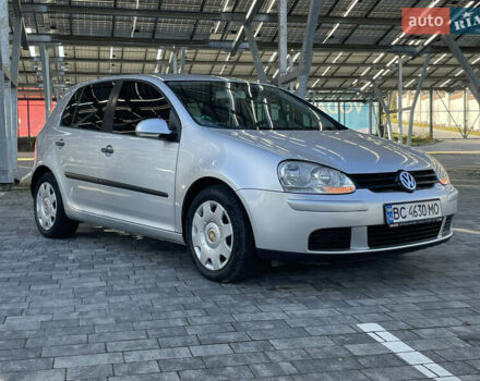 Серый Фольксваген Гольф, объемом двигателя 1.6 л и пробегом 214 тыс. км за 5670 $, фото 12 на Automoto.ua