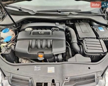 Сірий Фольксваген Гольф, об'ємом двигуна 1.6 л та пробігом 203 тис. км за 6850 $, фото 58 на Automoto.ua