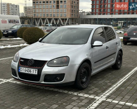 Серый Фольксваген Гольф, объемом двигателя 1.4 л и пробегом 298 тыс. км за 4500 $, фото 2 на Automoto.ua