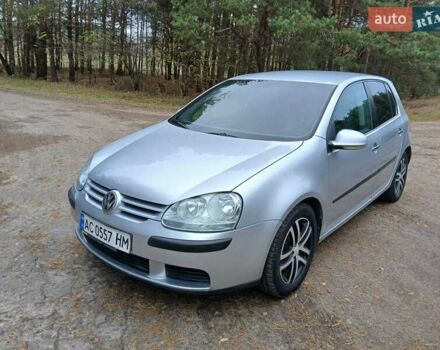 Серый Фольксваген Гольф, объемом двигателя 1.4 л и пробегом 300 тыс. км за 3750 $, фото 9 на Automoto.ua