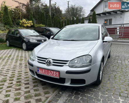 Серый Фольксваген Гольф, объемом двигателя 1.6 л и пробегом 259 тыс. км за 5400 $, фото 1 на Automoto.ua