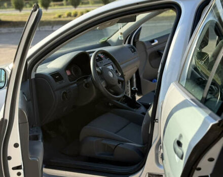 Серый Фольксваген Гольф, объемом двигателя 1.4 л и пробегом 218 тыс. км за 5200 $, фото 8 на Automoto.ua