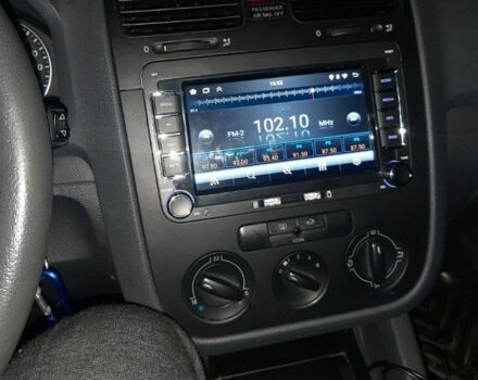 Серый Фольксваген Гольф, объемом двигателя 1.4 л и пробегом 245 тыс. км за 5000 $, фото 5 на Automoto.ua