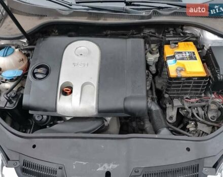 Серый Фольксваген Гольф, объемом двигателя 1.6 л и пробегом 237 тыс. км за 6000 $, фото 9 на Automoto.ua