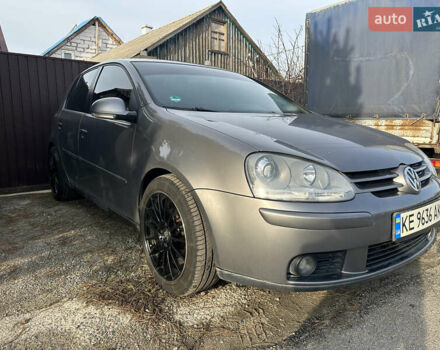 Серый Фольксваген Гольф, объемом двигателя 1.6 л и пробегом 263 тыс. км за 5600 $, фото 3 на Automoto.ua