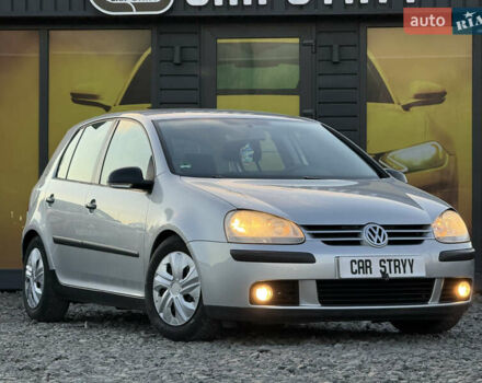 Серый Фольксваген Гольф, объемом двигателя 1.6 л и пробегом 229 тыс. км за 5600 $, фото 6 на Automoto.ua