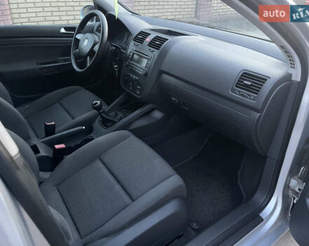 Серый Фольксваген Гольф, объемом двигателя 1.4 л и пробегом 195 тыс. км за 5400 $, фото 43 на Automoto.ua