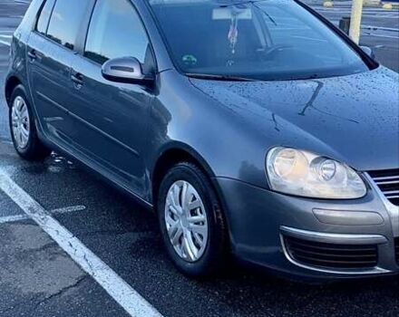 Фольксваген Гольф 2004 в Хмельницком на Automoto.ua Серый Фольксваген Гольф, объемом двигателя 1.4 л и пробегом 256 тыс. км за 4999 $, фото 1 на Automoto.ua