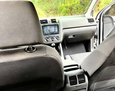 Серый Фольксваген Гольф, объемом двигателя 1.4 л и пробегом 245 тыс. км за 4900 $, фото 30 на Automoto.ua