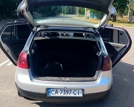 Серый Фольксваген Гольф, объемом двигателя 1.4 л и пробегом 260 тыс. км за 4000 $, фото 5 на Automoto.ua