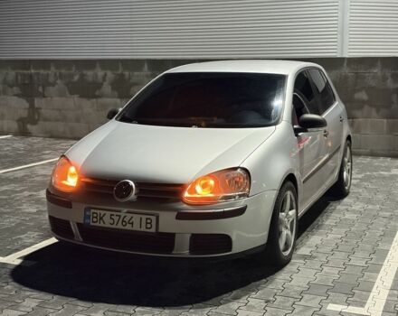 Серый Фольксваген Гольф, объемом двигателя 1.6 л и пробегом 202 тыс. км за 5100 $, фото 1 на Automoto.ua