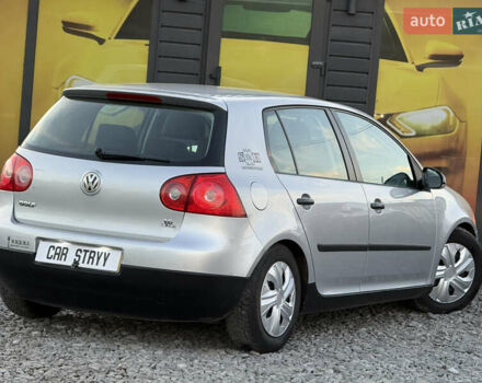 Серый Фольксваген Гольф, объемом двигателя 1.6 л и пробегом 229 тыс. км за 5600 $, фото 20 на Automoto.ua