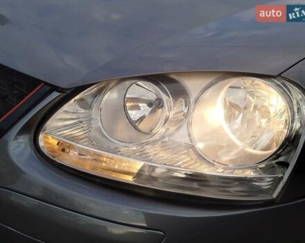 Серый Фольксваген Гольф, объемом двигателя 1.9 л и пробегом 338 тыс. км за 5100 $, фото 9 на Automoto.ua