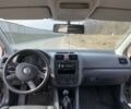 Серый Фольксваген Гольф, объемом двигателя 1.6 л и пробегом 266 тыс. км за 6100 $, фото 3 на Automoto.ua