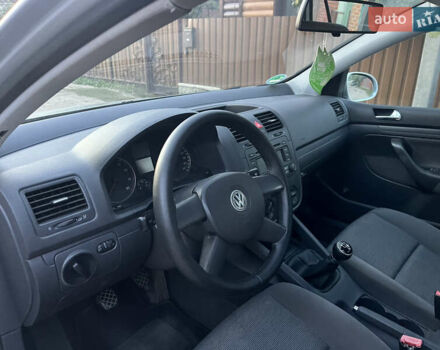 Серый Фольксваген Гольф, объемом двигателя 1.4 л и пробегом 195 тыс. км за 5400 $, фото 32 на Automoto.ua